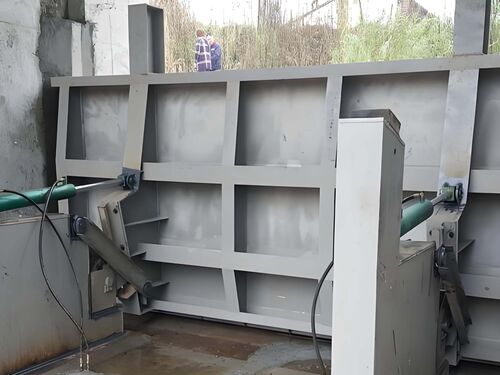 钢坝闸优缺点 水利钢坝闸性能优势与适用局限性分析